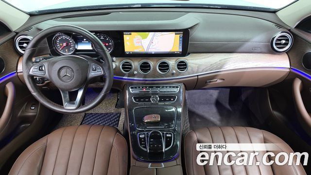 Mercedes-Benz E-Class E220d Exclusive