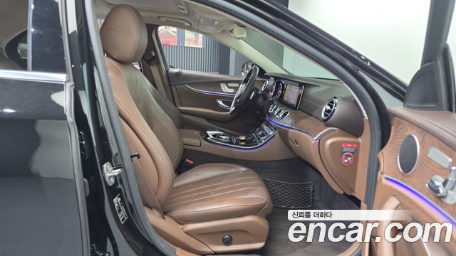 Mercedes-Benz E-Class E220d Exclusive