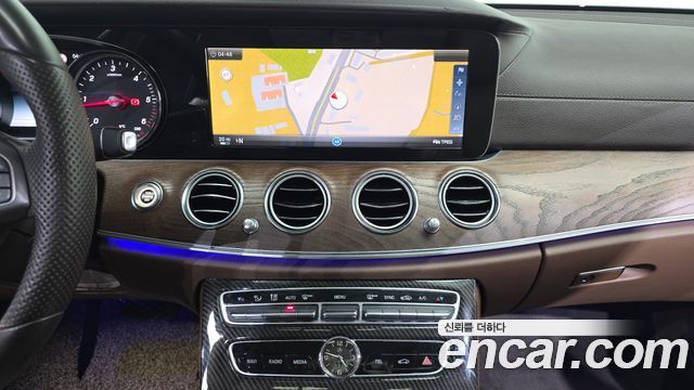 Mercedes-Benz E-Class E220d Exclusive