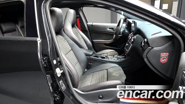 Mercedes-Benz A-Class A45 AMG 4MATIC