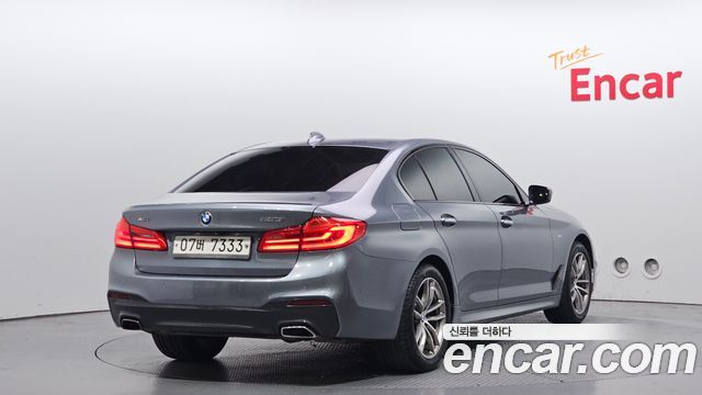 BMW 5-Series 530i xDrive M Sport Package Plus