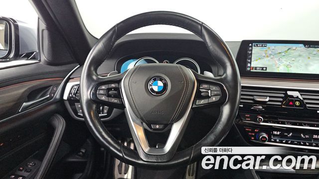 BMW 5-Series 530i xDrive M Sport Package Plus