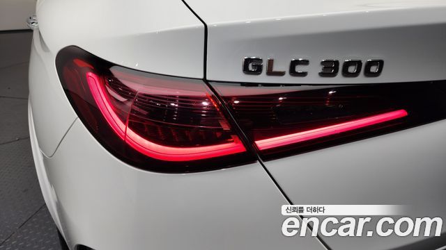 Mercedes-Benz GLC-Class GLC300 4MATIC Coupe