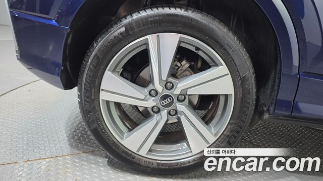 Audi Q2 35 TDI Premium