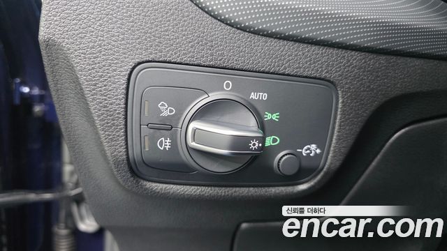 Audi Q2 35 TDI Premium
