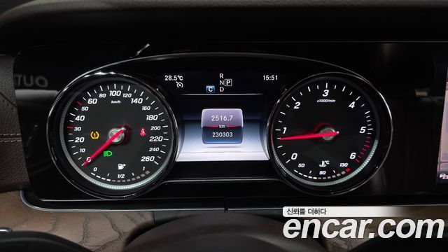 Mercedes-Benz E-Class E220d Exclusive