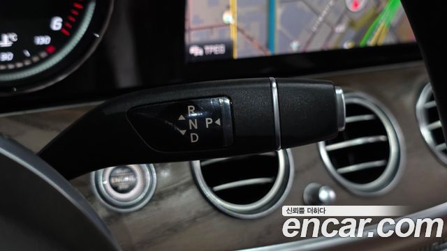 Mercedes-Benz E-Class E220d Exclusive