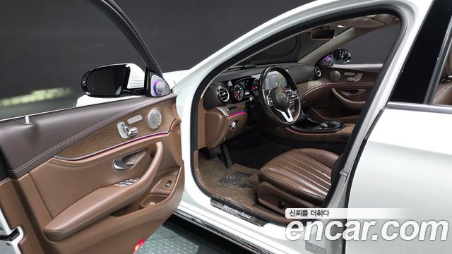 Mercedes-Benz E-Class E220d Exclusive