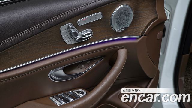 Mercedes-Benz E-Class E220d Exclusive