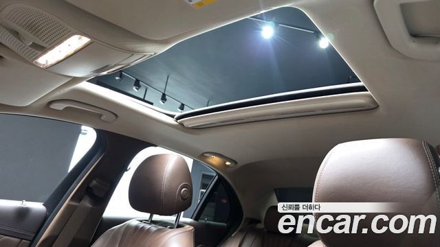 Mercedes-Benz E-Class E220d Exclusive