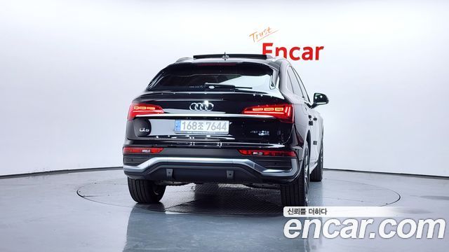 Audi Q5 45 TFSI Quattro Premium Sportback