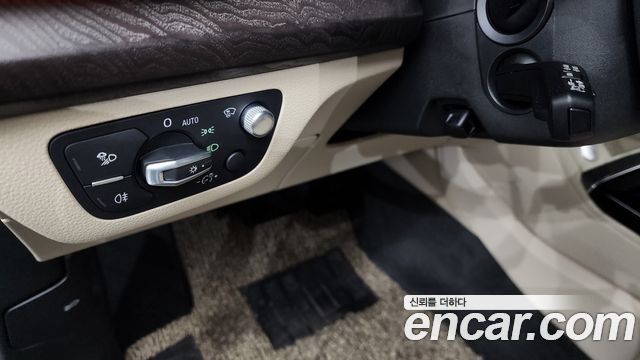Audi Q5 45 TFSI Quattro Premium Sportback