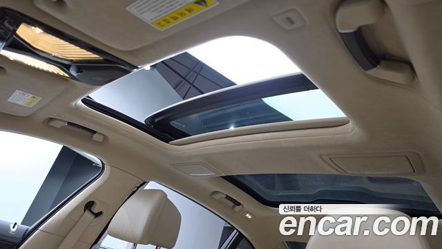 BMW 7-Series 750Li xDrive Luxury