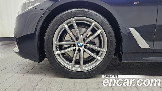BMW 5-Series 520d M Sport Package Plus