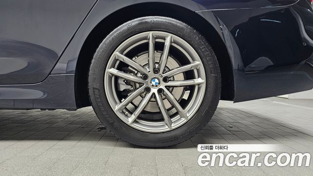 BMW 5-Series 520d M Sport Package Plus