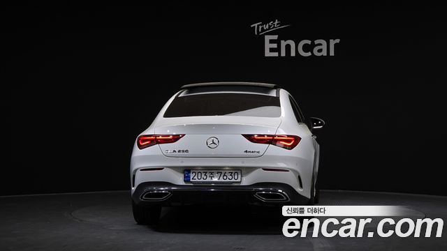 Mercedes-Benz CLA-Class CLA250 4MATIC