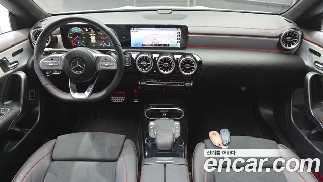 Mercedes-Benz CLA-Class CLA250 4MATIC