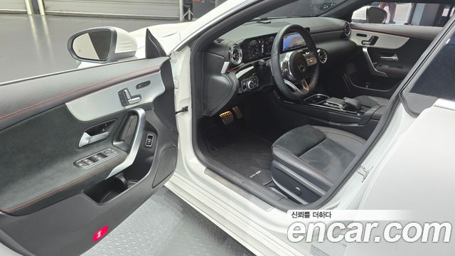 Mercedes-Benz CLA-Class CLA250 4MATIC