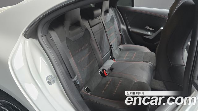 Mercedes-Benz CLA-Class CLA250 4MATIC