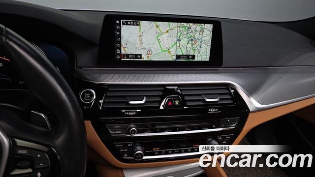 BMW 5-Series 530i xDrive M Sport Package