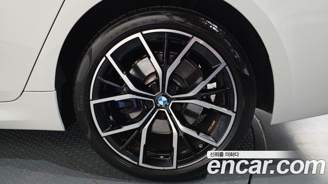 BMW 5-Series 530e M Sport
