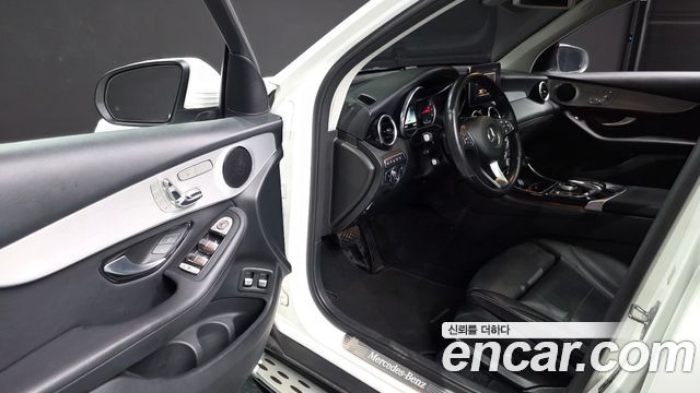 Mercedes-Benz GLC-Class GLC350e 4MATIC Premium