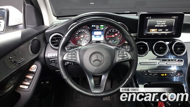 Mercedes-Benz GLC-Class GLC350e 4MATIC Premium