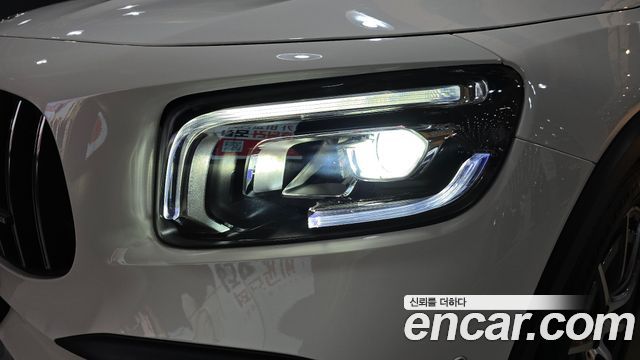 Mercedes-Benz GLB-Class AMG GLB35 4MATIC