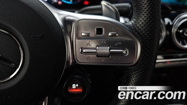 Mercedes-Benz GLB-Class AMG GLB35 4MATIC
