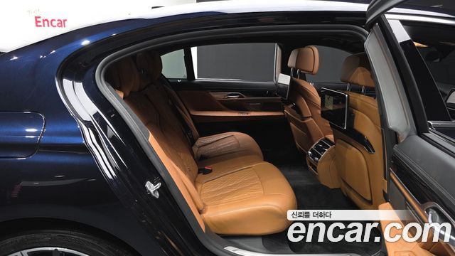 BMW 7-Series 730Ld xDrive M Sport