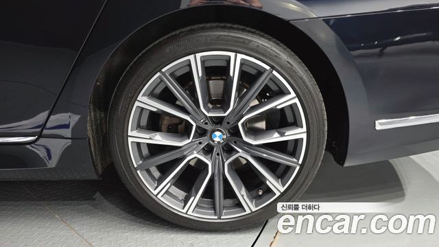 BMW 7-Series 730Ld xDrive M Sport