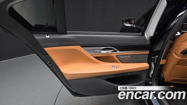 BMW 7-Series 730Ld xDrive M Sport