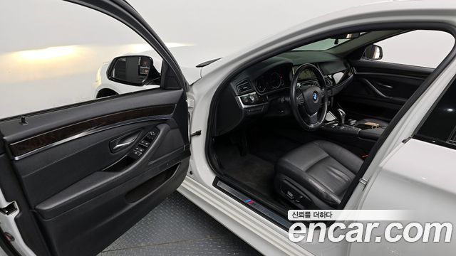 BMW 5-Series 528i xDrive M Aero Dynamic
