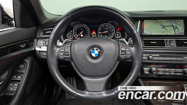 BMW 5-Series 528i xDrive M Aero Dynamic