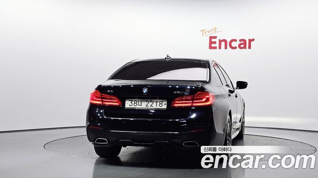 BMW 5-Series 520d xDrive M Sport Package Plus