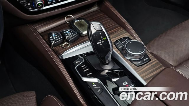 BMW 5-Series 520d xDrive M Sport Package Plus