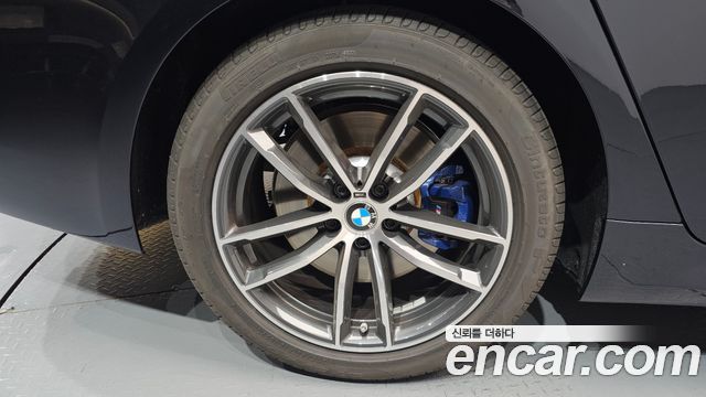 BMW 5-Series 520i M Sport