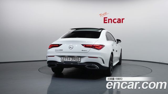 Mercedes-Benz CLA-Class CLA250 4MATIC