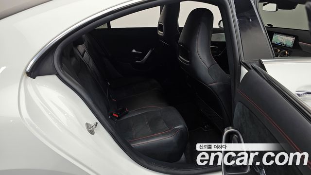 Mercedes-Benz CLA-Class CLA250 4MATIC