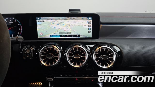 Mercedes-Benz CLA-Class CLA250 4MATIC