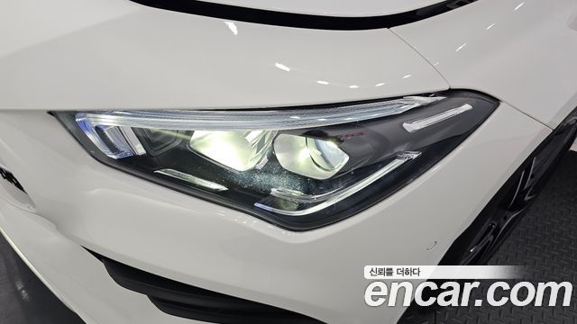 Mercedes-Benz CLA-Class CLA250 4MATIC