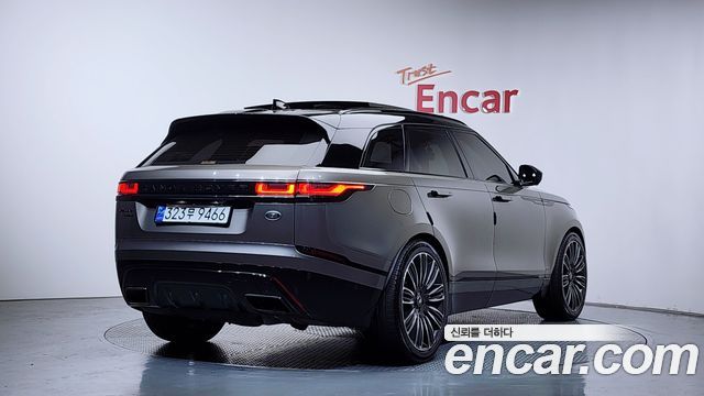 Land Rover Range Rover Velar 3.0 D300 R-Dynamic HSE