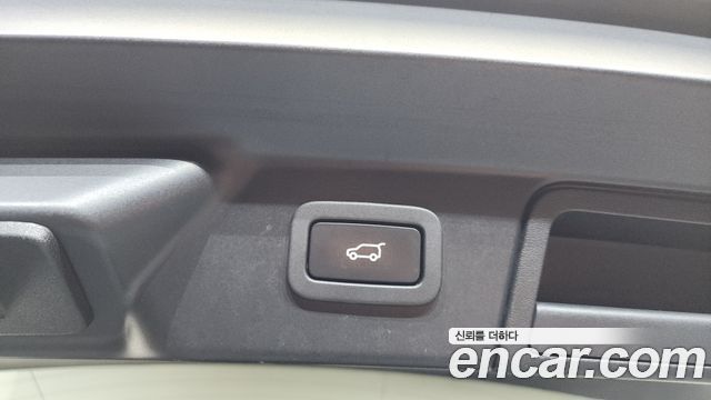 Land Rover Range Rover Velar 3.0 D300 R-Dynamic HSE