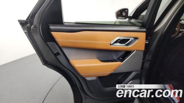 Land Rover Range Rover Velar 3.0 D300 R-Dynamic HSE