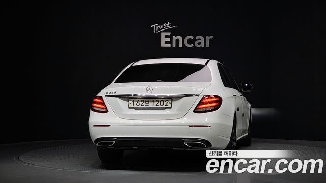 Mercedes-Benz E-Class E250 Avantgarde