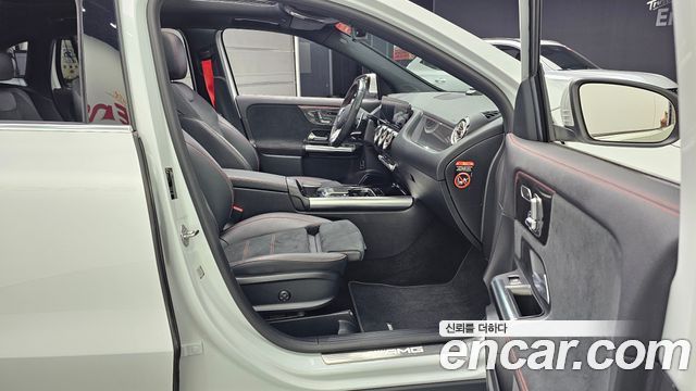 Mercedes-Benz GLA-Class GLA45 AMG 4MATIC+