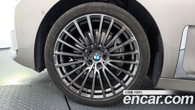 BMW 7-Series 730d xDrive Design Pure Excellence