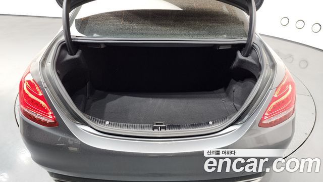 Mercedes-Benz C-Class C220 d Avantgarde