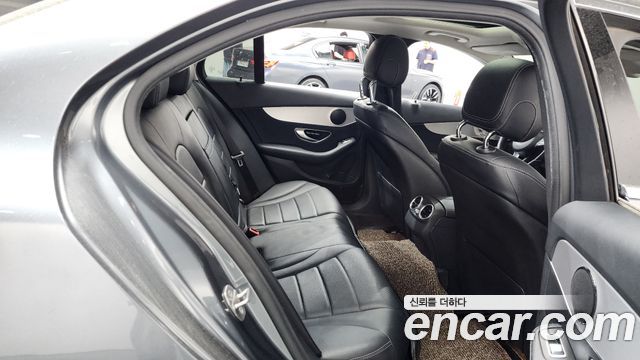 Mercedes-Benz C-Class C220 d Avantgarde