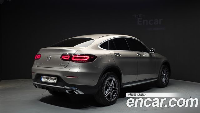 Mercedes-Benz GLC-Class GLC300e 4MATIC Coupe